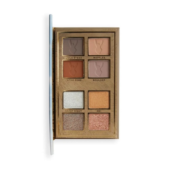 NIB Shrek Eyeshadow Pallet - Picture 2 of 5